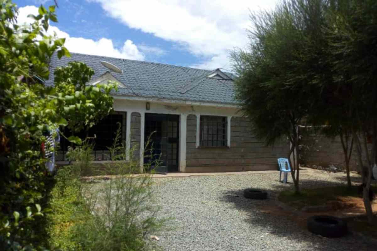 Kitengela Muigai estate 3 bedroom bungalow for sale