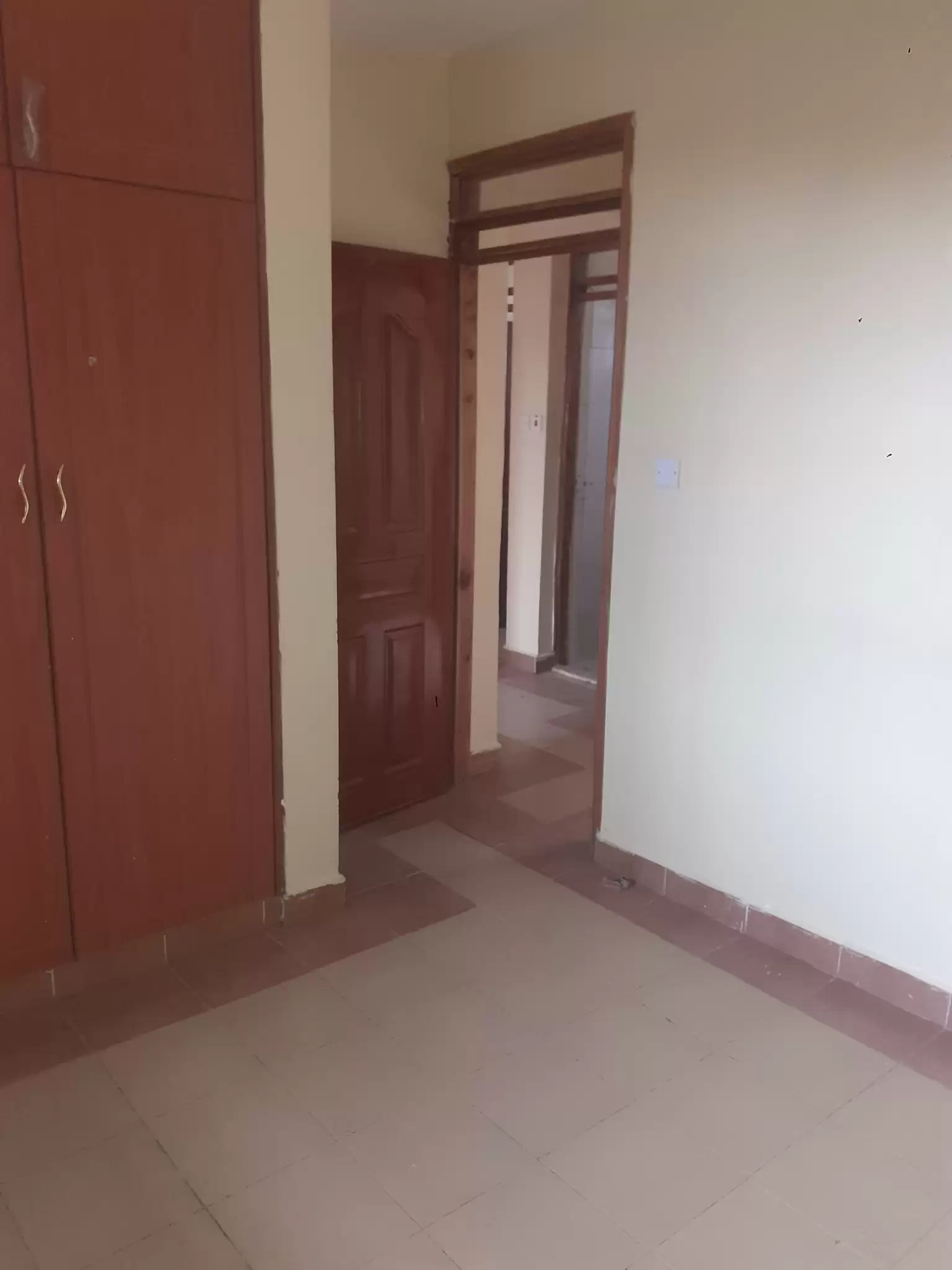 Spacious 2 bedroom for rent in Tassia Image