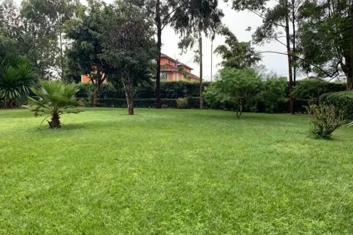 Kilimani Lavington commercial 1 acre land on quick sale Image