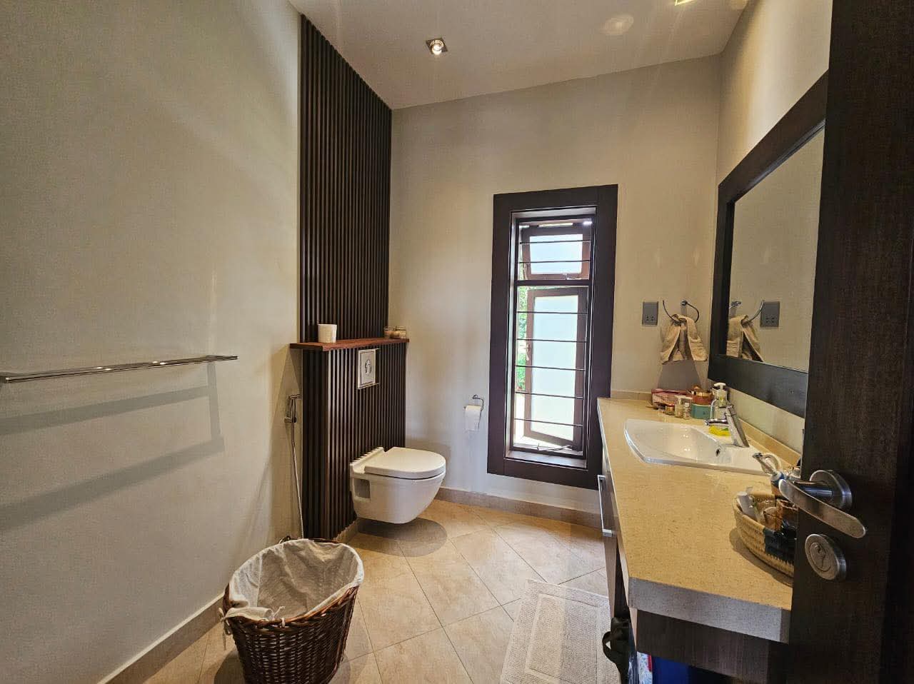 9 bedroom villa for sale in Lavington Image