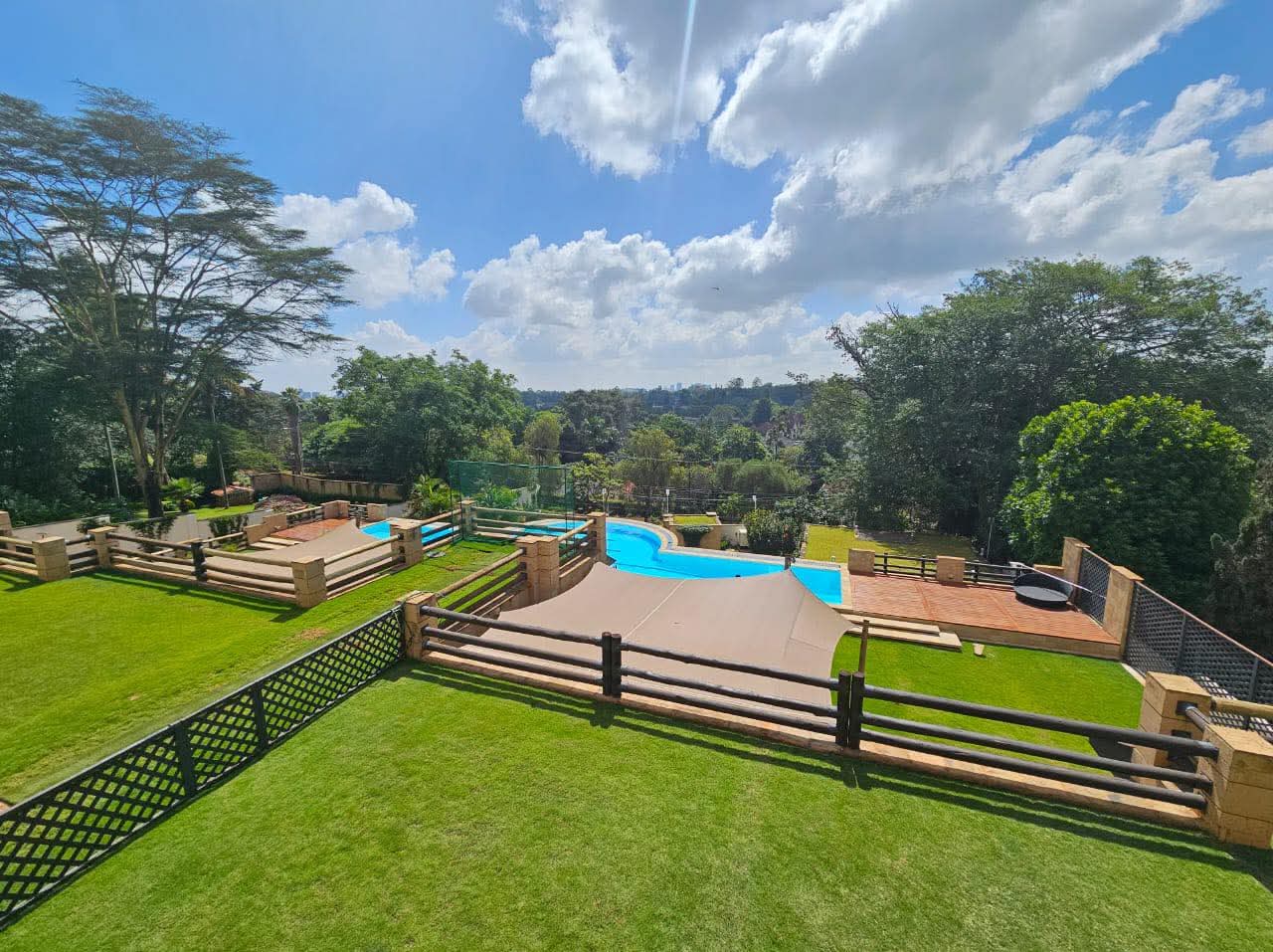 9 bedroom villa for sale in Lavington