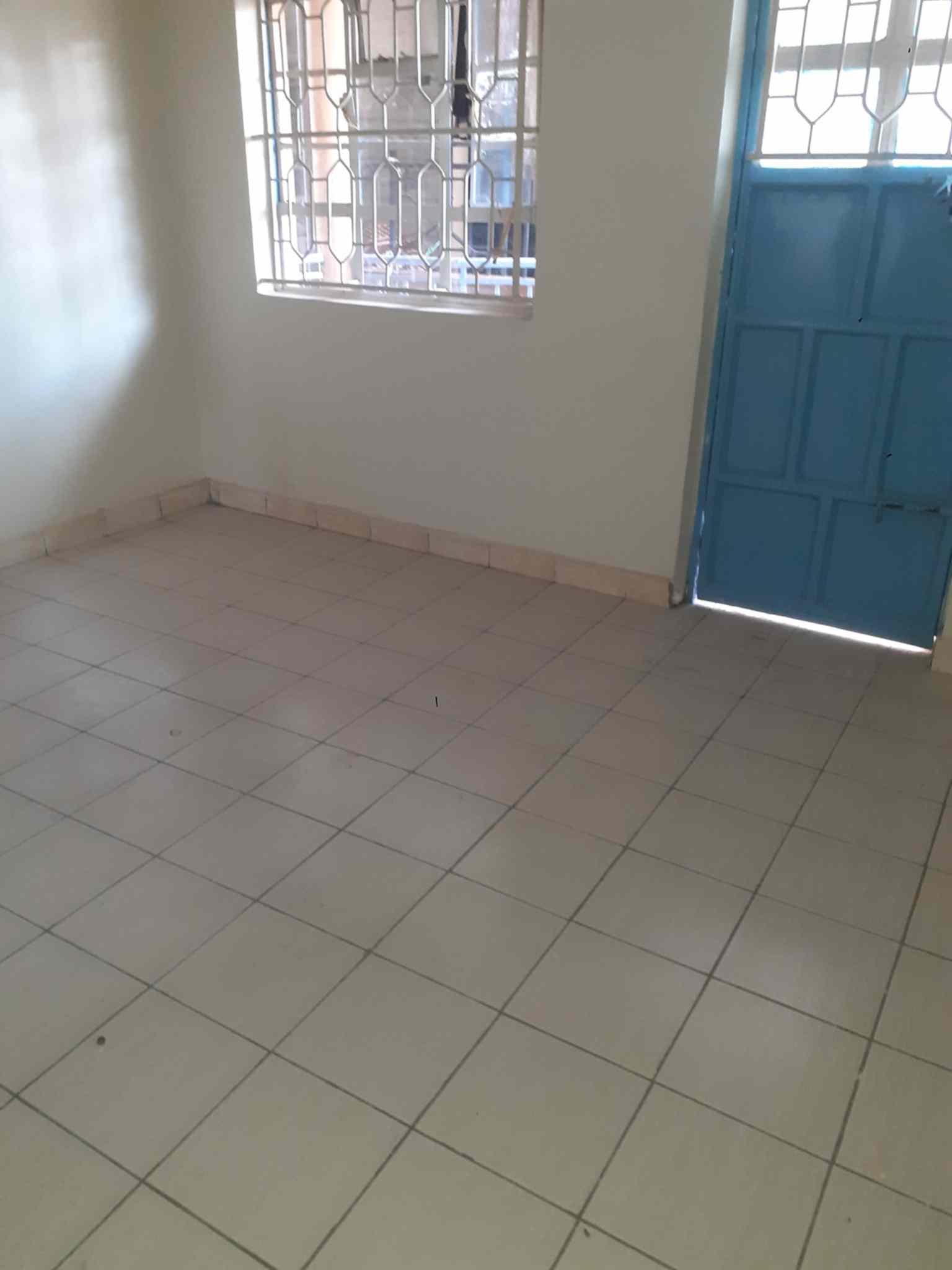 Spacious 2 bedroom for rent in Donholm phase 8