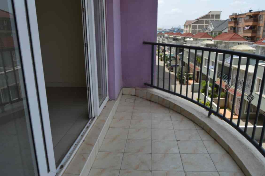 Spacious three bedroom to let in Imara daima