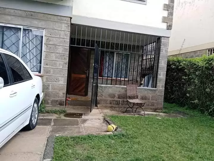 4 bedroom Maisonnette for sale in embakasi Image