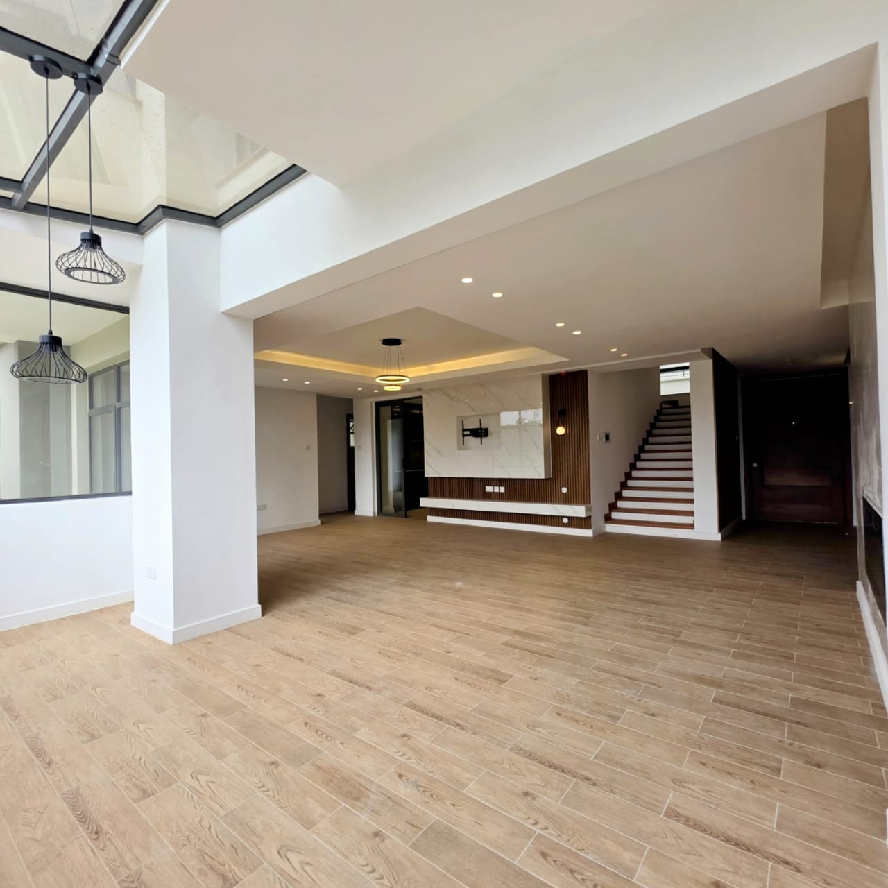 A 4bedroom ➕️ Dsq Ultra Modern Duplex For Rent At Two Rivers, Along Limuru Road