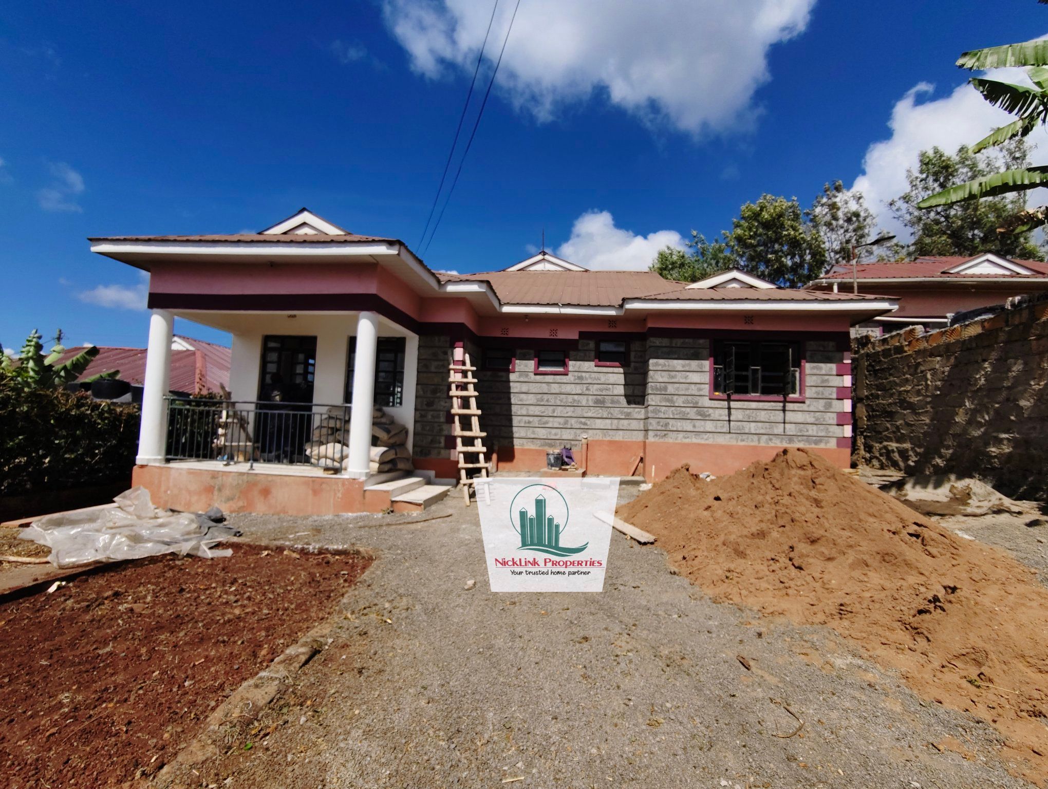 A lovely 3 bedrooms bungalow plus dsq for rent in Matasia, Ngong