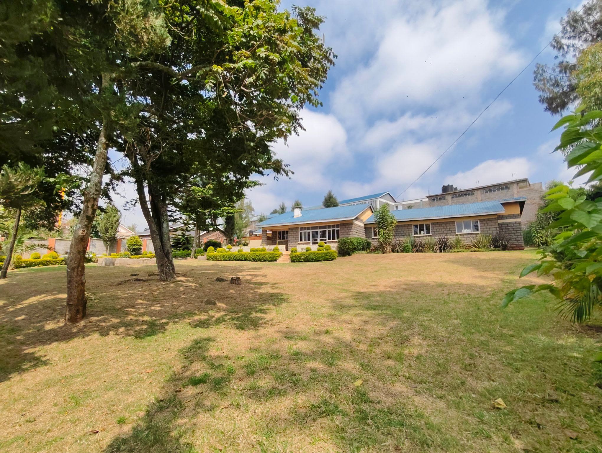 A lovely 4 bedrooms bungalow plus Sq for rent in Ngong Zambia. Image