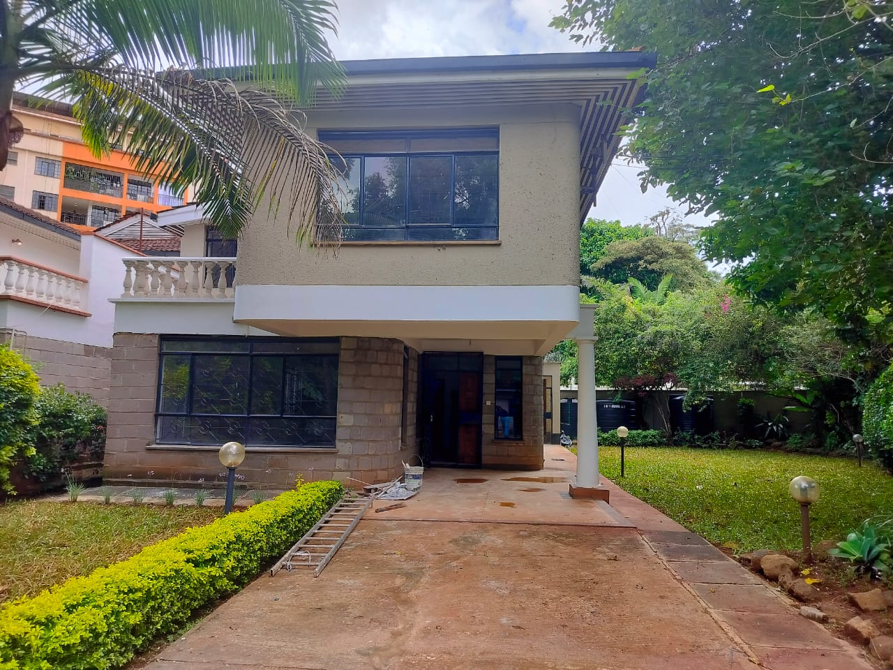 A lovely 4 bedrooms townhouse to let in Lavington