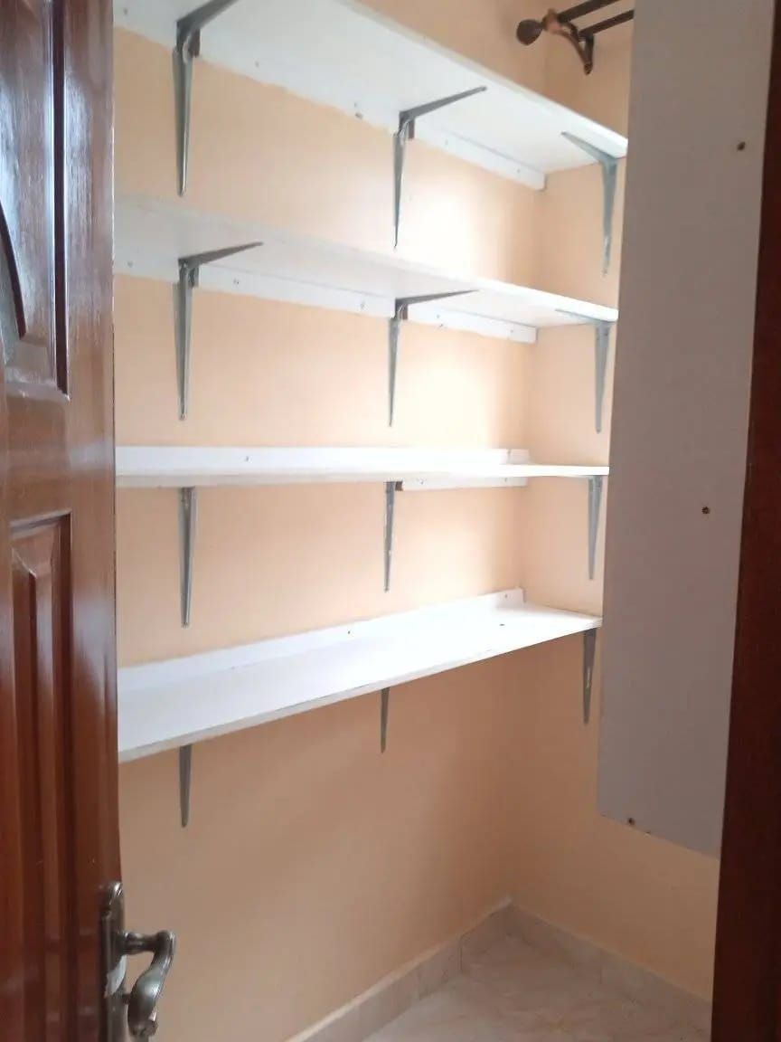 A lovely, Spacious 3 bedroomsapartment available for rent in Kerarapon