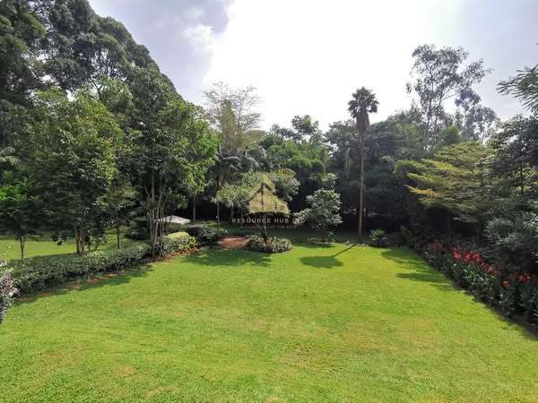 A marvelous 5 bedrooms townhouse for rent in Redhill