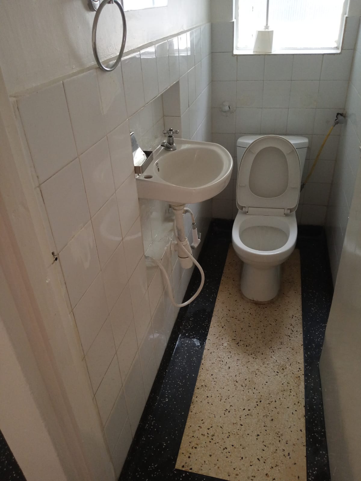 A spacious 3bed master ensuite apartment for rent in Kilimani Image