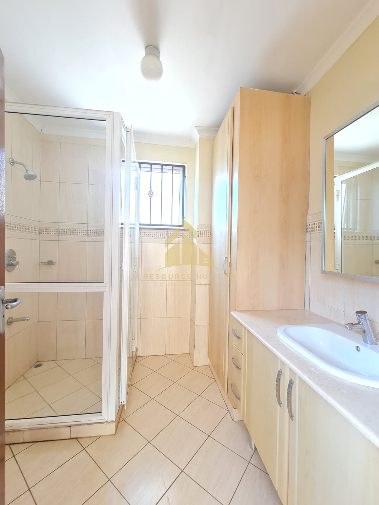 A splendid 6 Bedroom TownHouse To Let in Westlands area Image