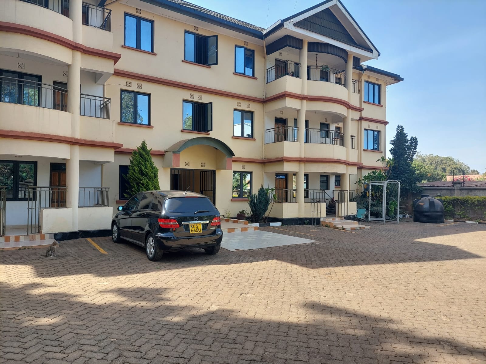 A stunning 3 bedroom apartment for rent in Karen