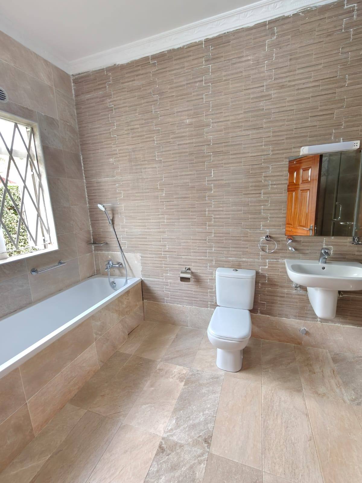 A Stunning 4 Bedroom Bungalow plus DSQ To Let in Karen Image