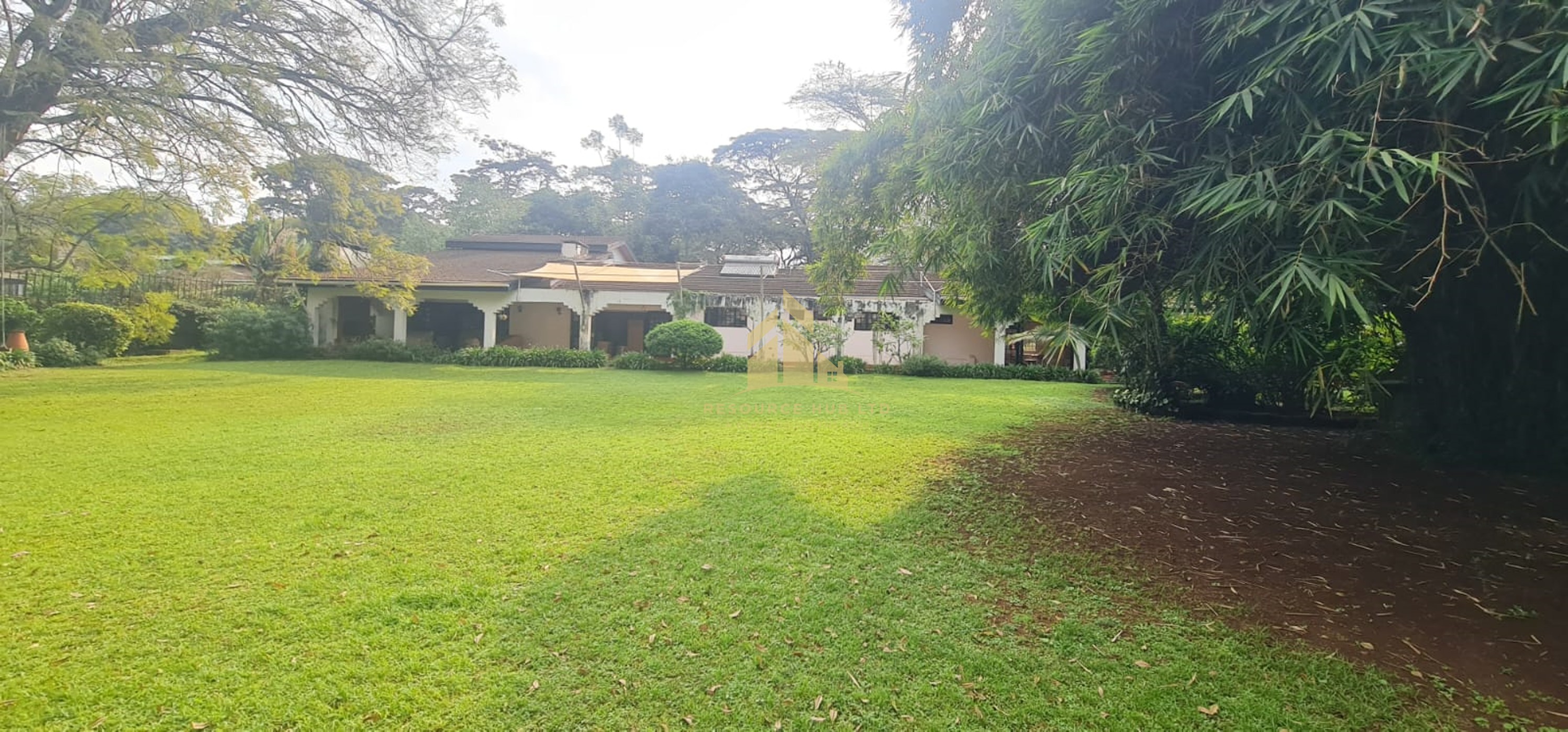 A stunning colonial 4 bedroom stand alone bungalow to let in Thigiri