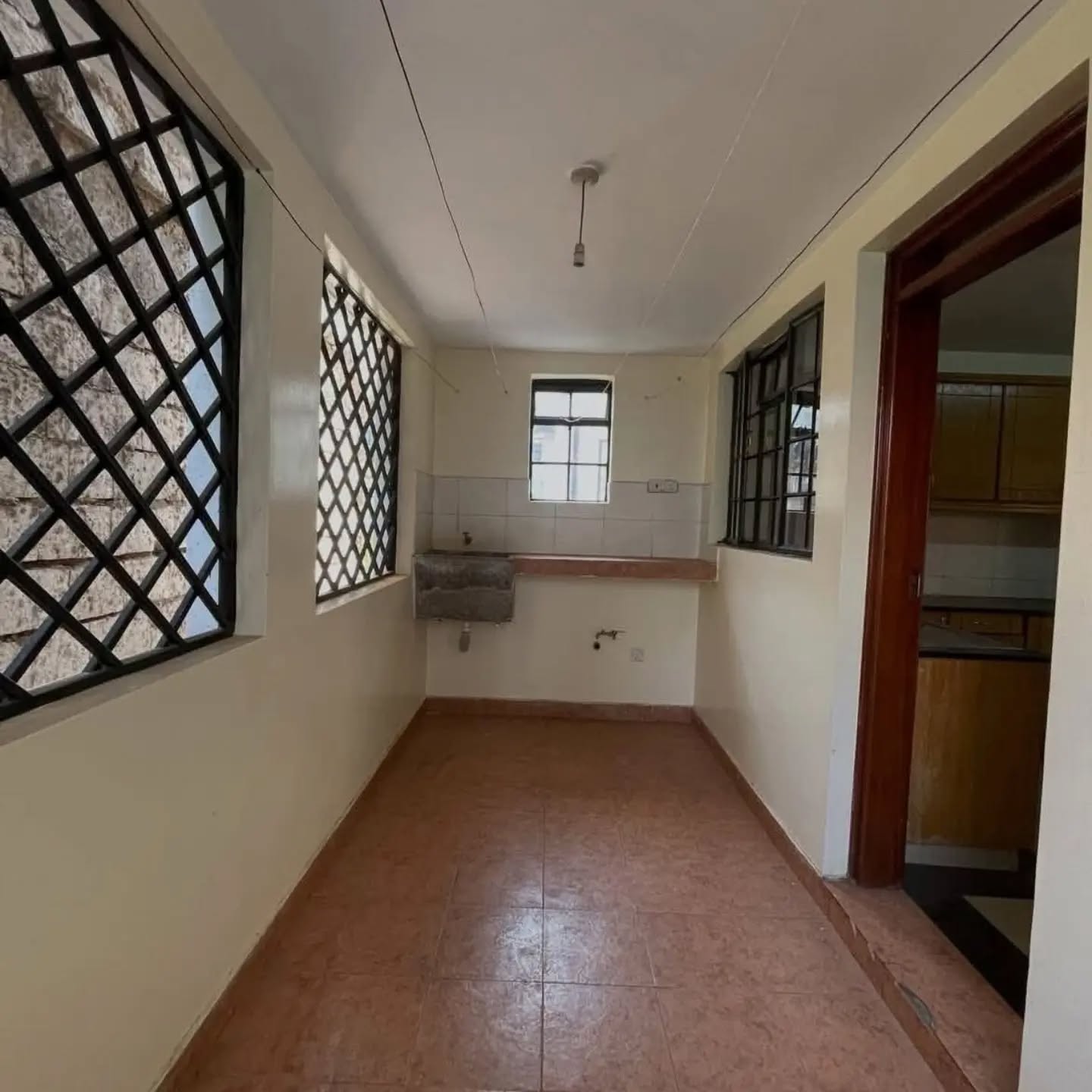 A Well maintained 3 bedroom apartment plus dsq to let in lavington Image
