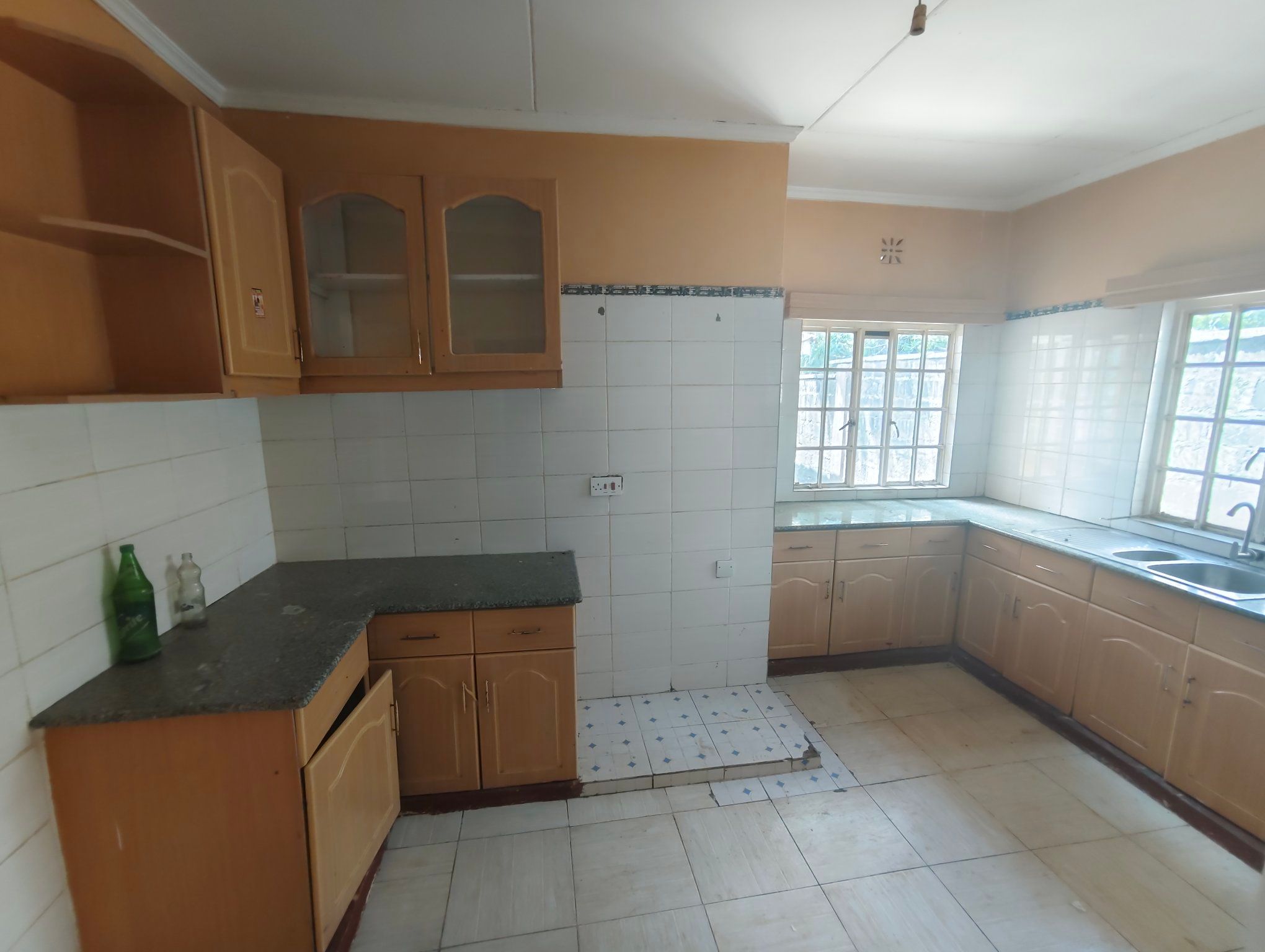 A well renovated 3 bedrooms bungalow plus Sq for rent in Matasia, Ngong Image