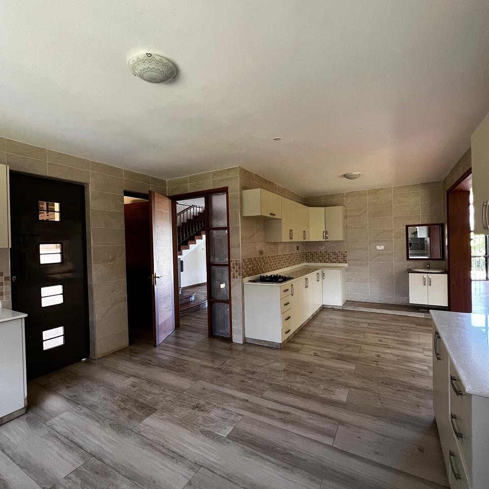 Ambassadorial 5-Bedroom Maisonette to Let in Runda Image