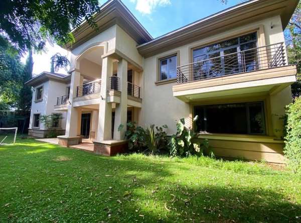 Ambassadorial 5 Bedrooms Maisonette for Sale In  Old Runda Estate