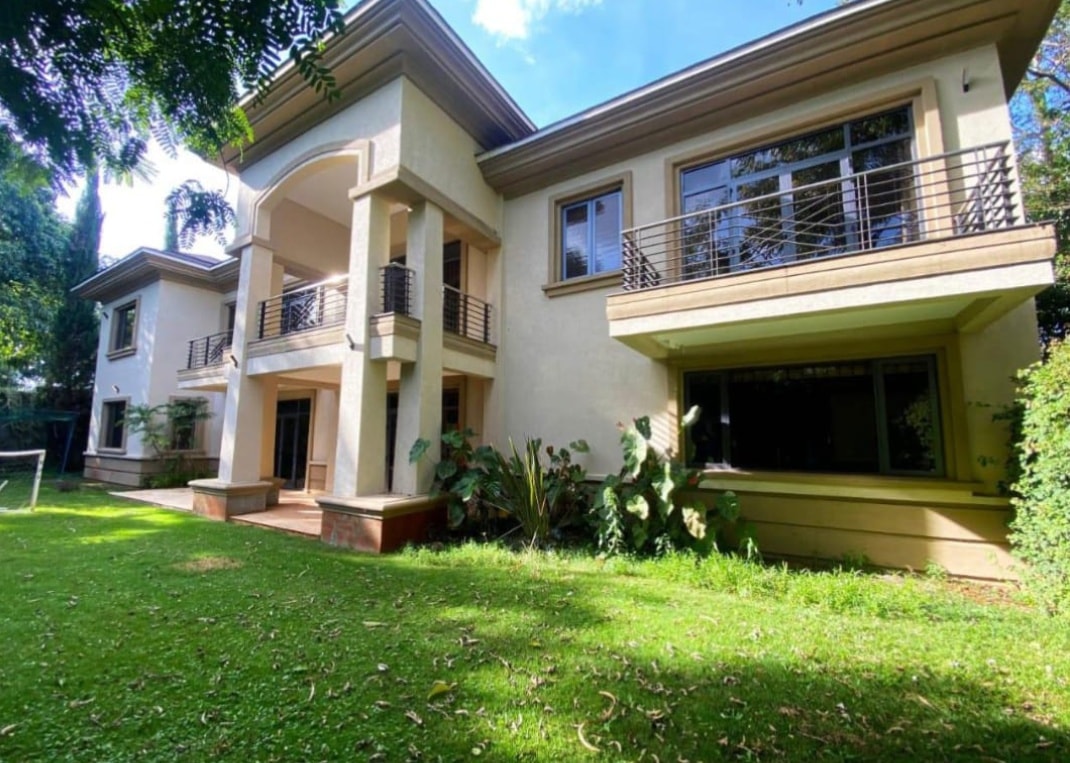 Ambassadorial 5 Bedrooms Maisonette for Sale In  Old Runda Estate