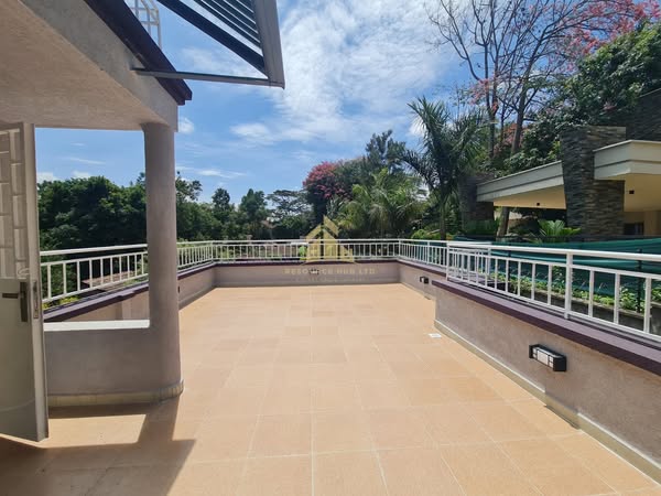 An elegant 4 Bedroom all en-suite maisonette for rent off Peponi road.