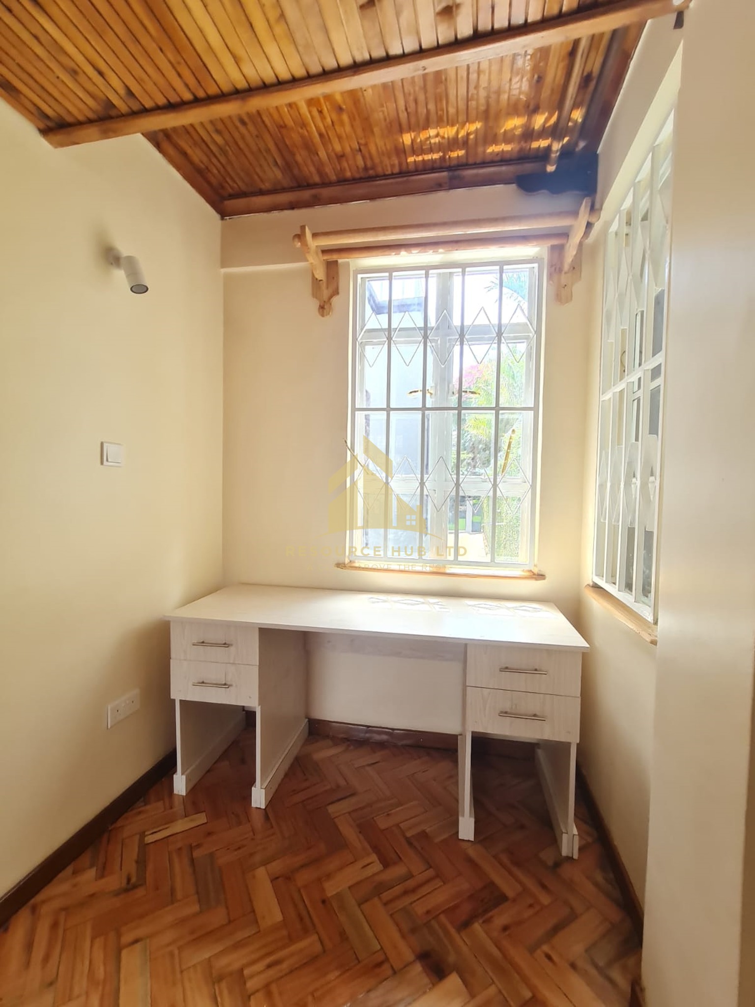 An elegant 4 Bedroom all en-suite maisonette for rent off Peponi road. Image