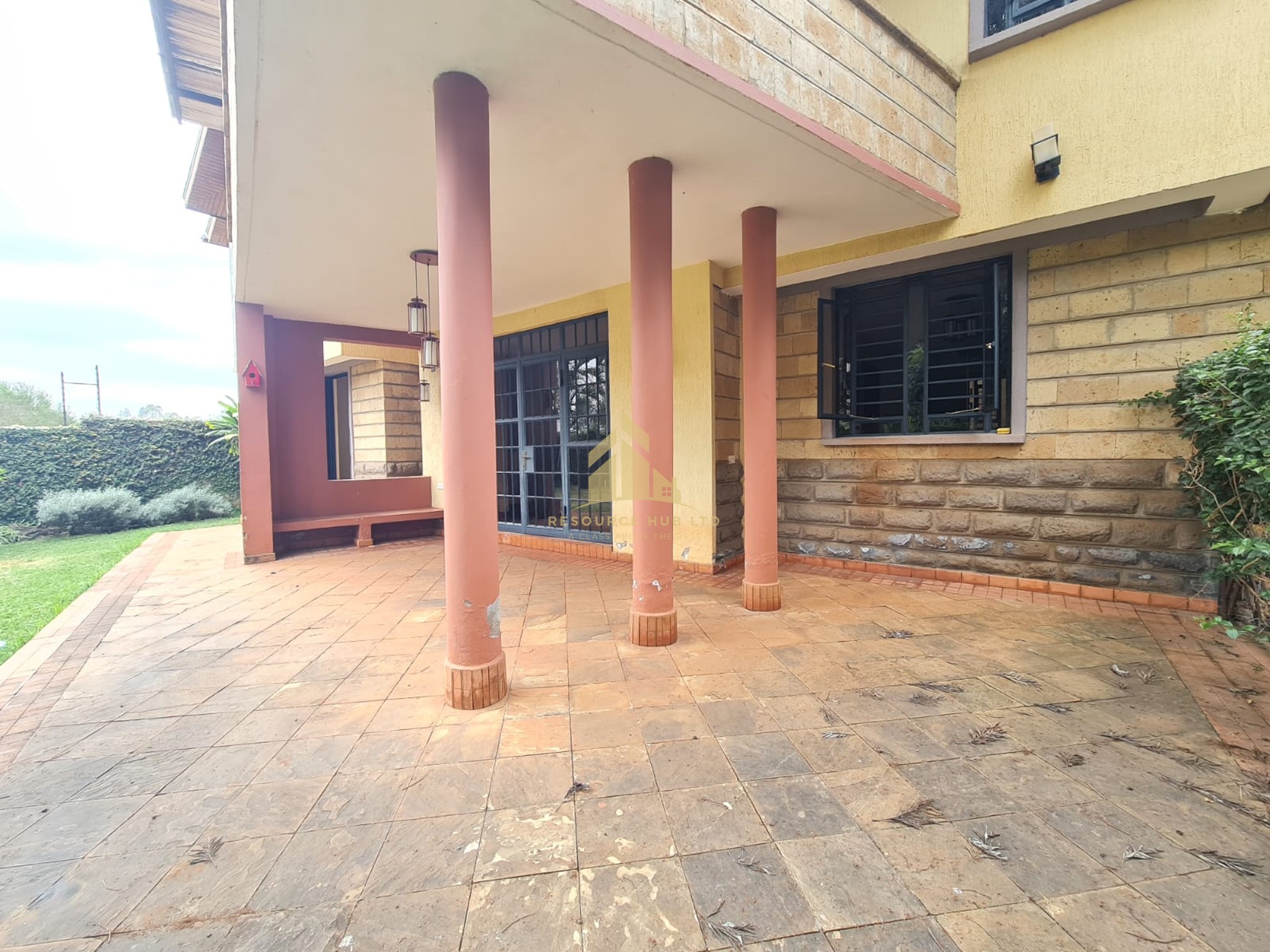 An exquisite 4 bedroom townhouse for rent in Garden City, Ridgeway