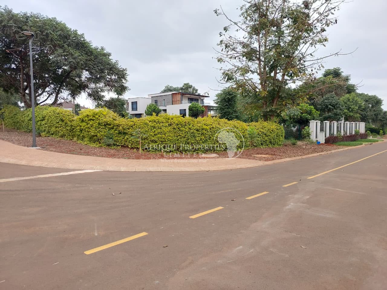 ¼ and ½ acre plots for sale in Tatu City