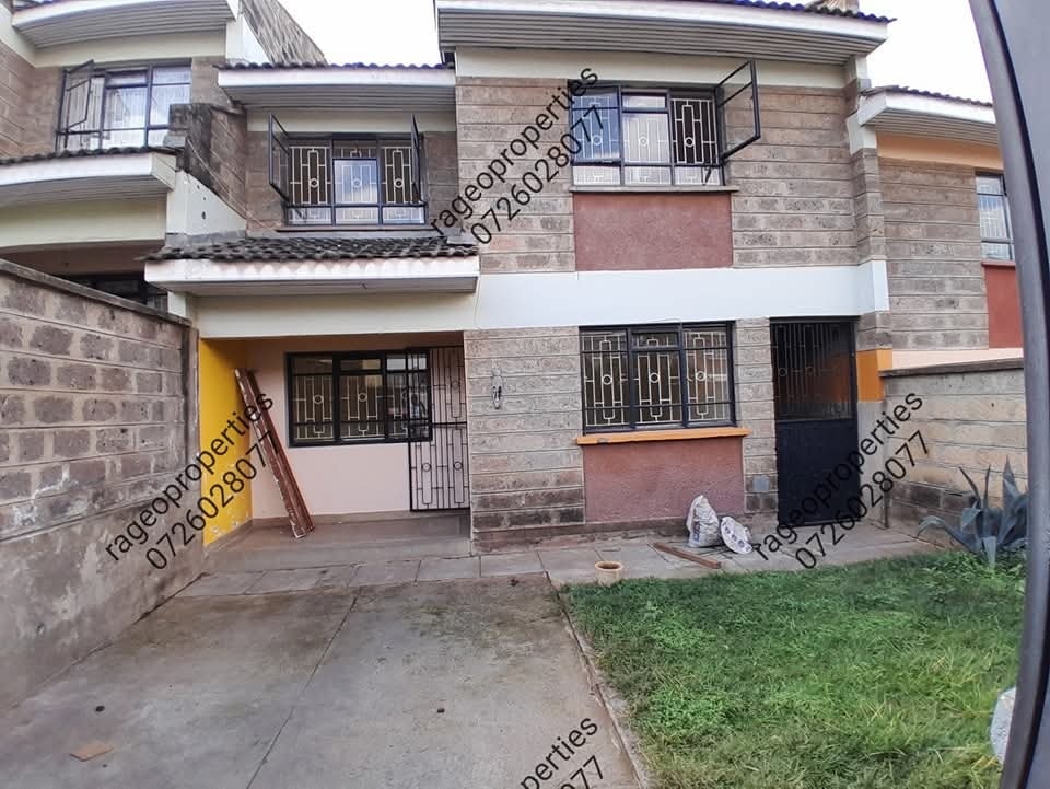 beautiful 3 bedroom maisonette plus sq to let / sale in Langata
