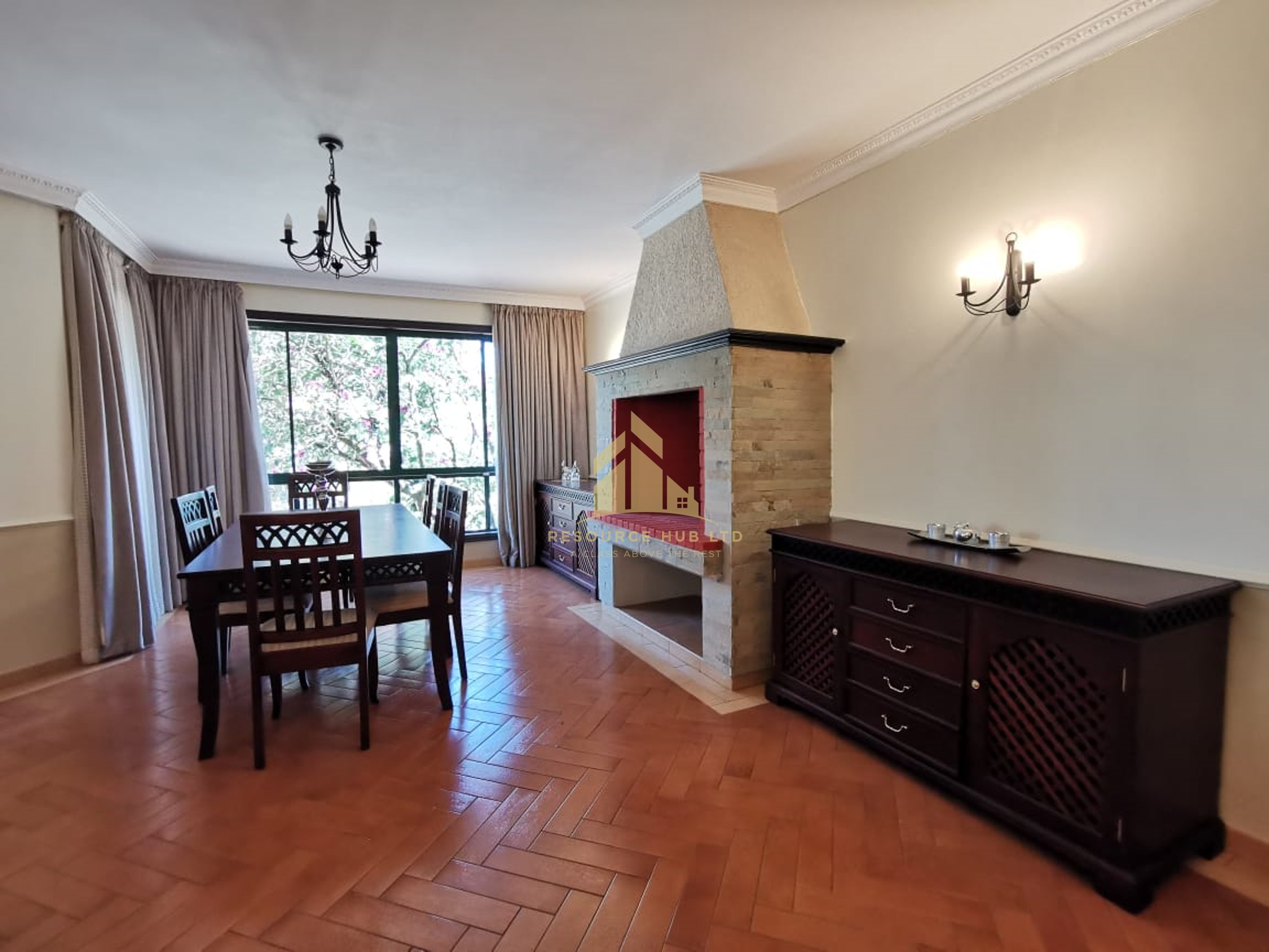 beautiful 3 bedroom townhouse with DSQ for rent in Spring Valley Image