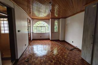 Beautiful 4 bedrooms townhouse with dsq to let in lavington