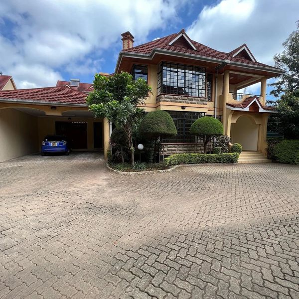 Beautiful 5 Bedroom Townhouse To Let Or For Sale In Lavington