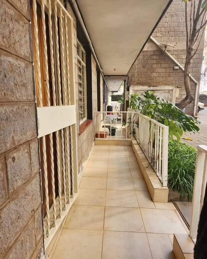 Beautiful old school 1 bedroom to let in Kilimani