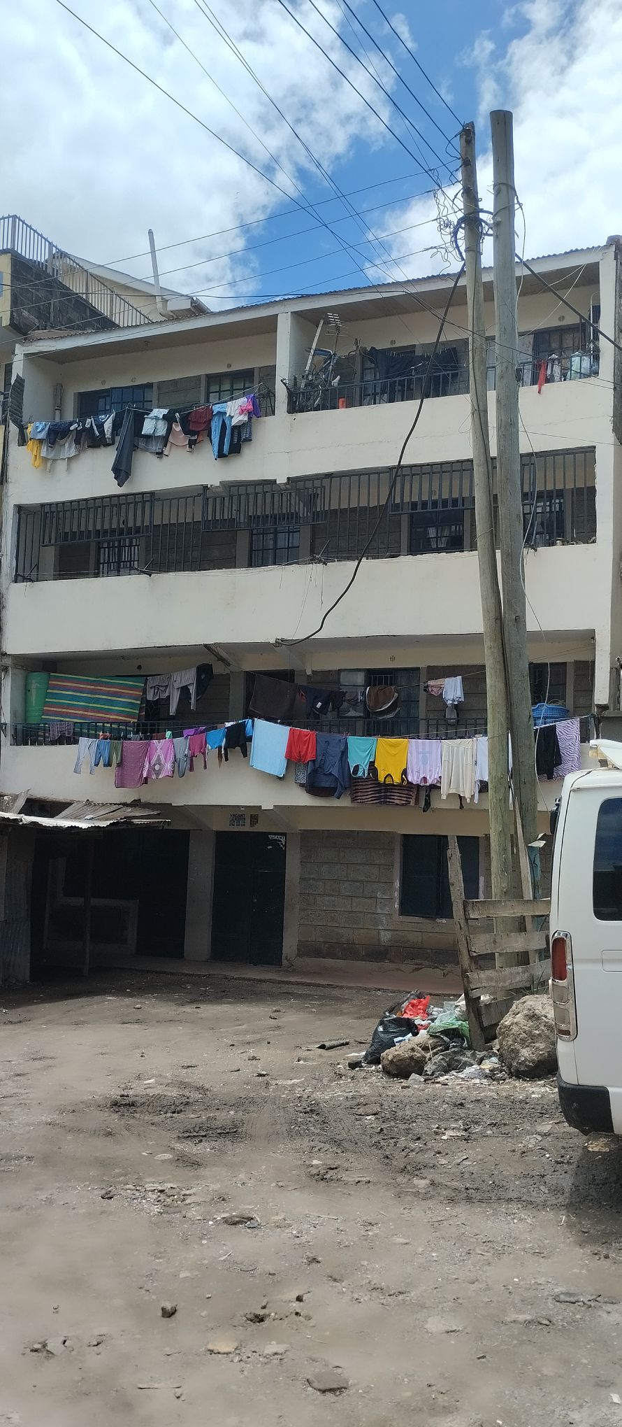 BLOCK OF APARTMENT FOR SALE IN KOMAROCK PHASE 1 Image