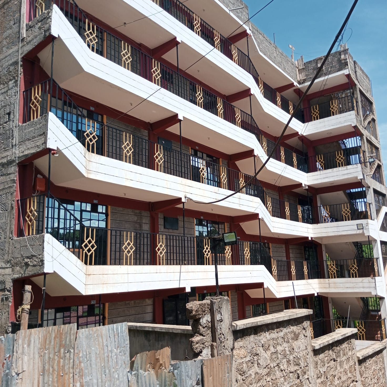 Block of apartment for sale in Murang'a Makuyu area Image