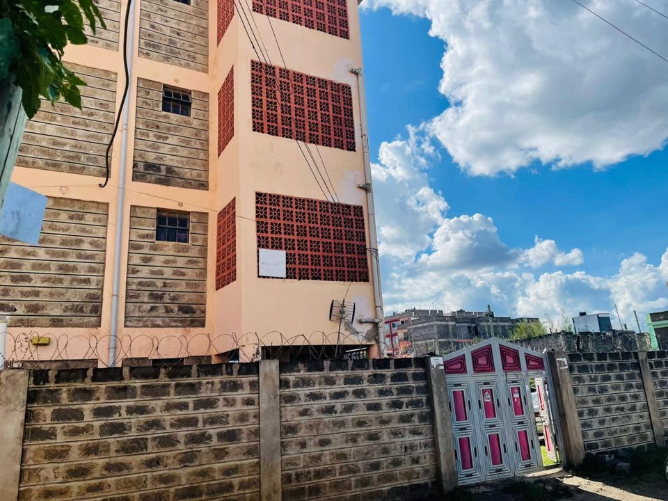Block of apartment for sale in Mwihoko Image