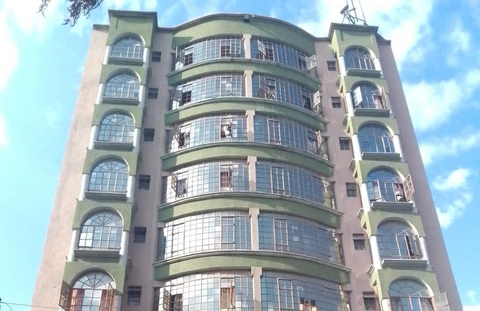 Block Of Apartment For Sale in Sout B