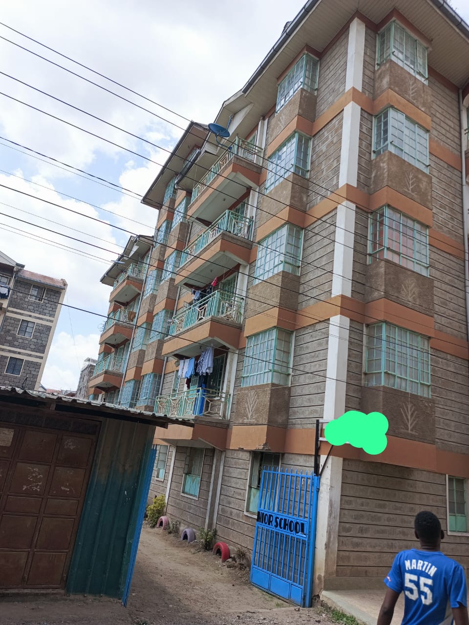 Block of flats for sale in Umoja