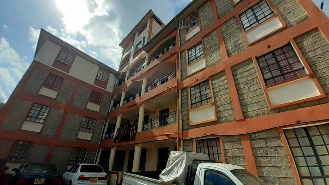 block of flats for sale in Ruaka Town