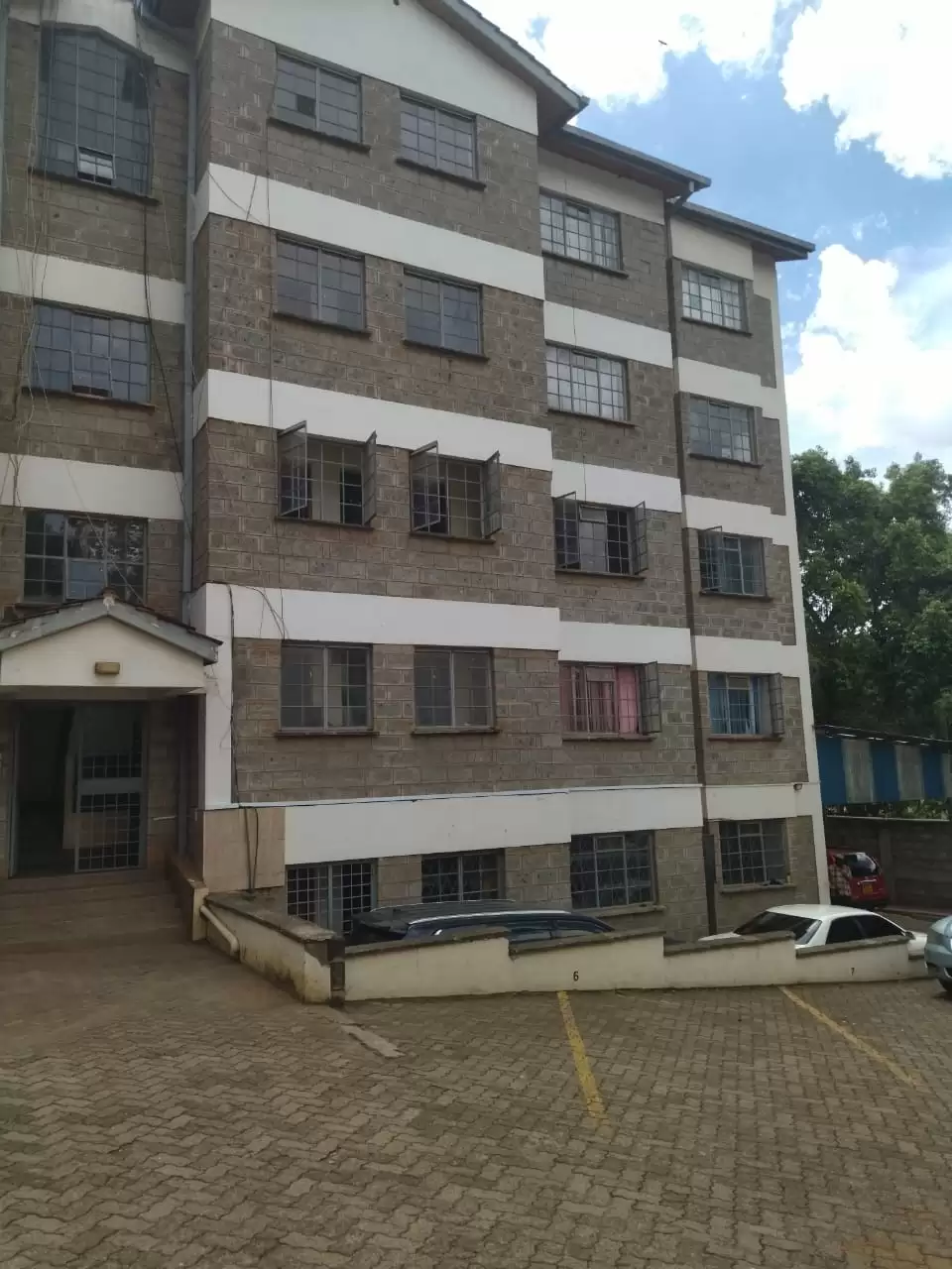 Block of flat for sale in Parklands Image