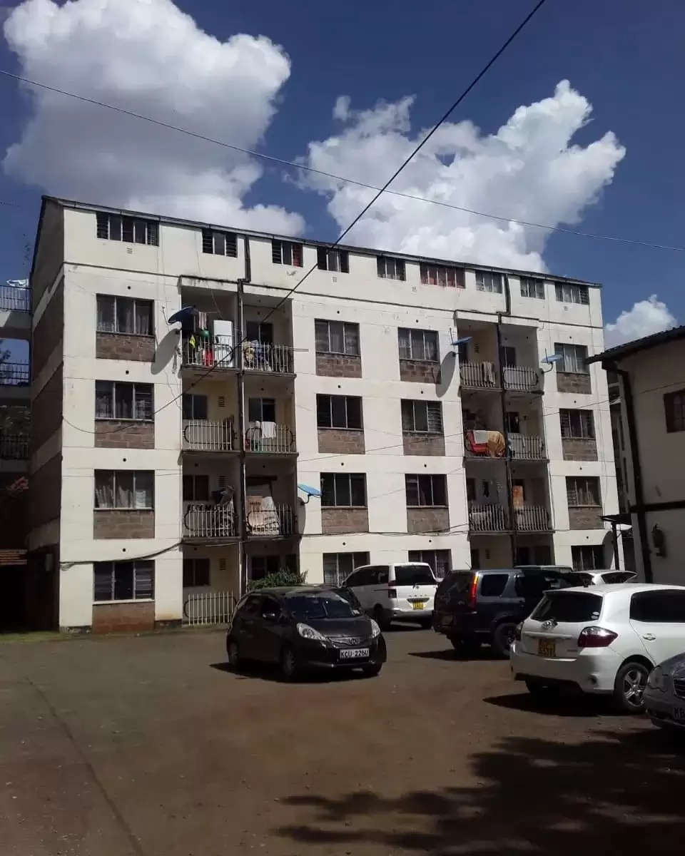 Block of flats with land for sale in Hurlingham Image