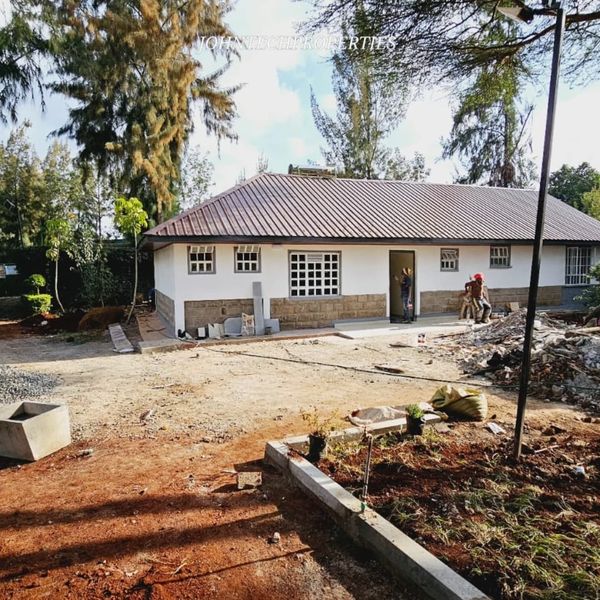 Brand new 3 bedroom bungalow plus sq to let karen,Nairobi