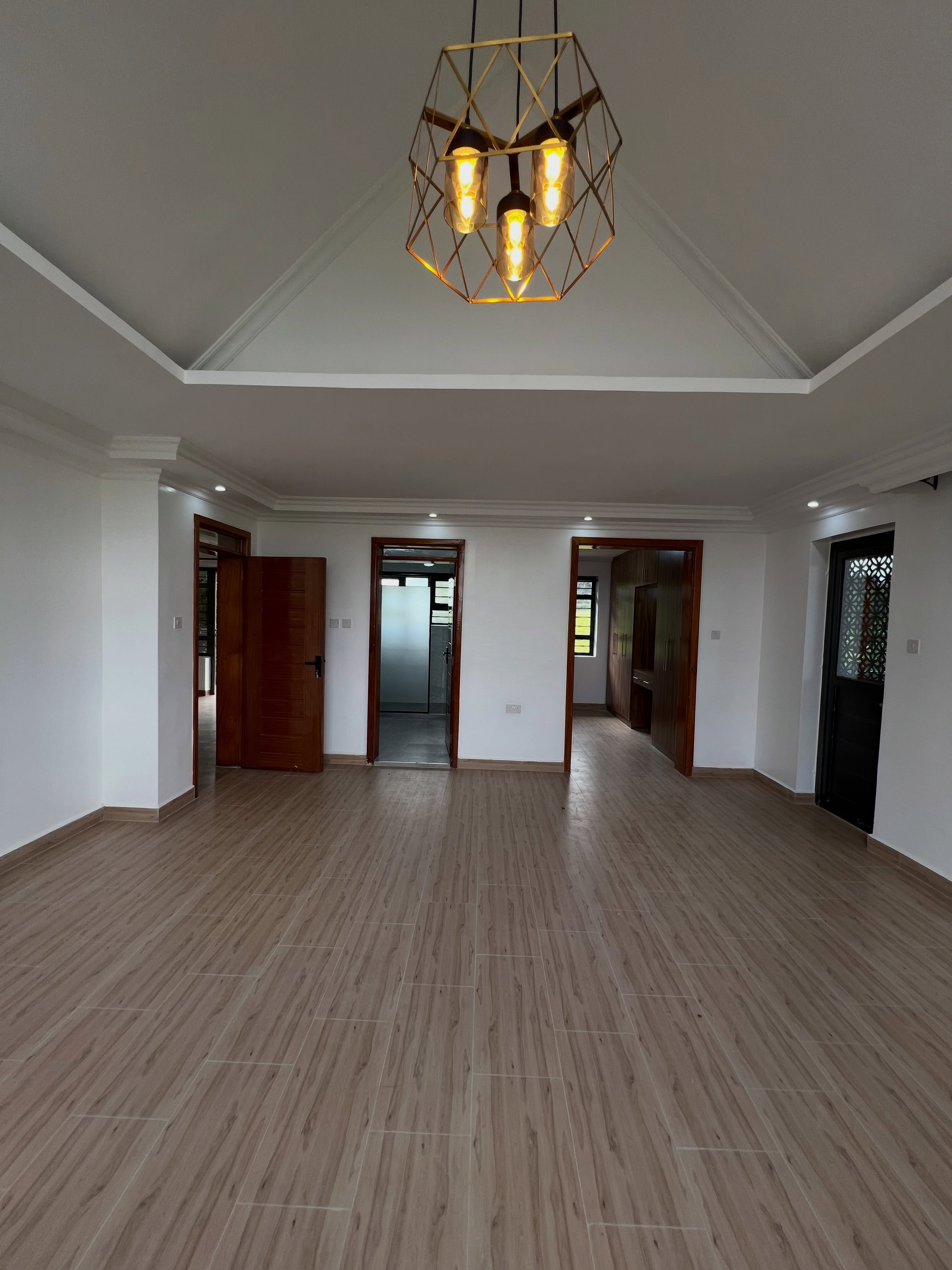 Brand new 4 bedroom maisonette with Dsq house to let in the leafy suburb of Tigoni Image