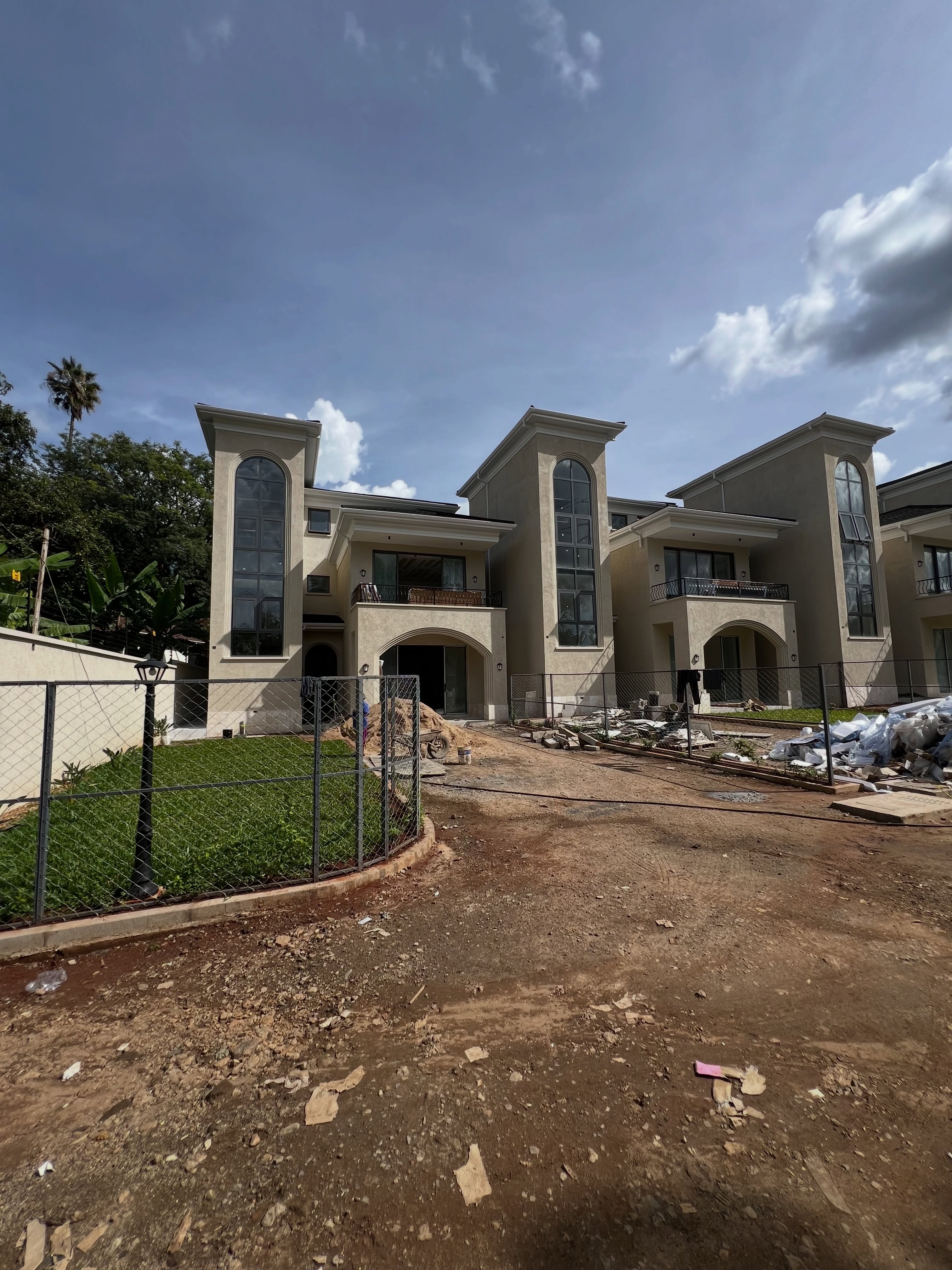 Brand new 5 bedroom plus 2 dsq townhouse for sale in lavington