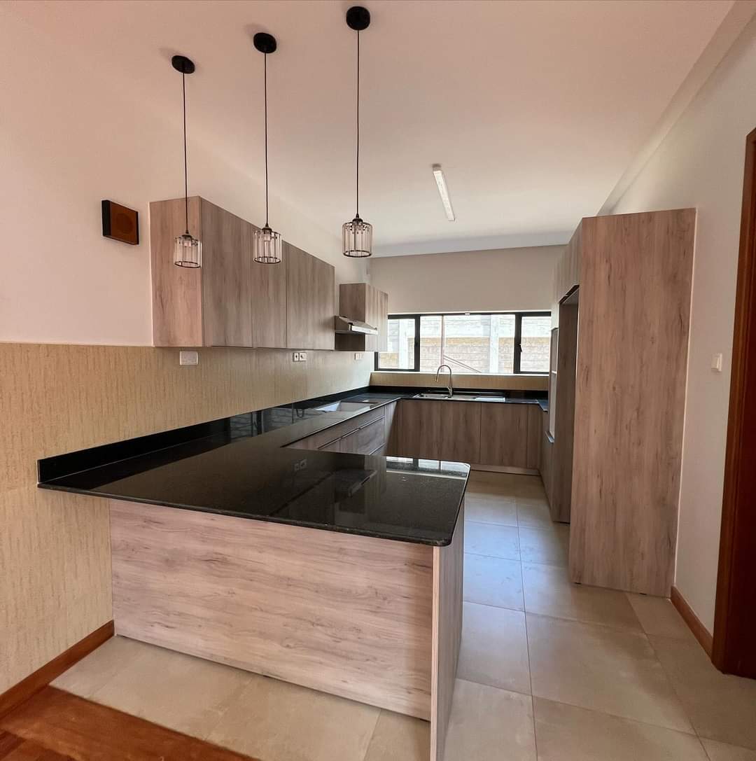 Brand-new 5 bedroom townhouse to let in Lavington