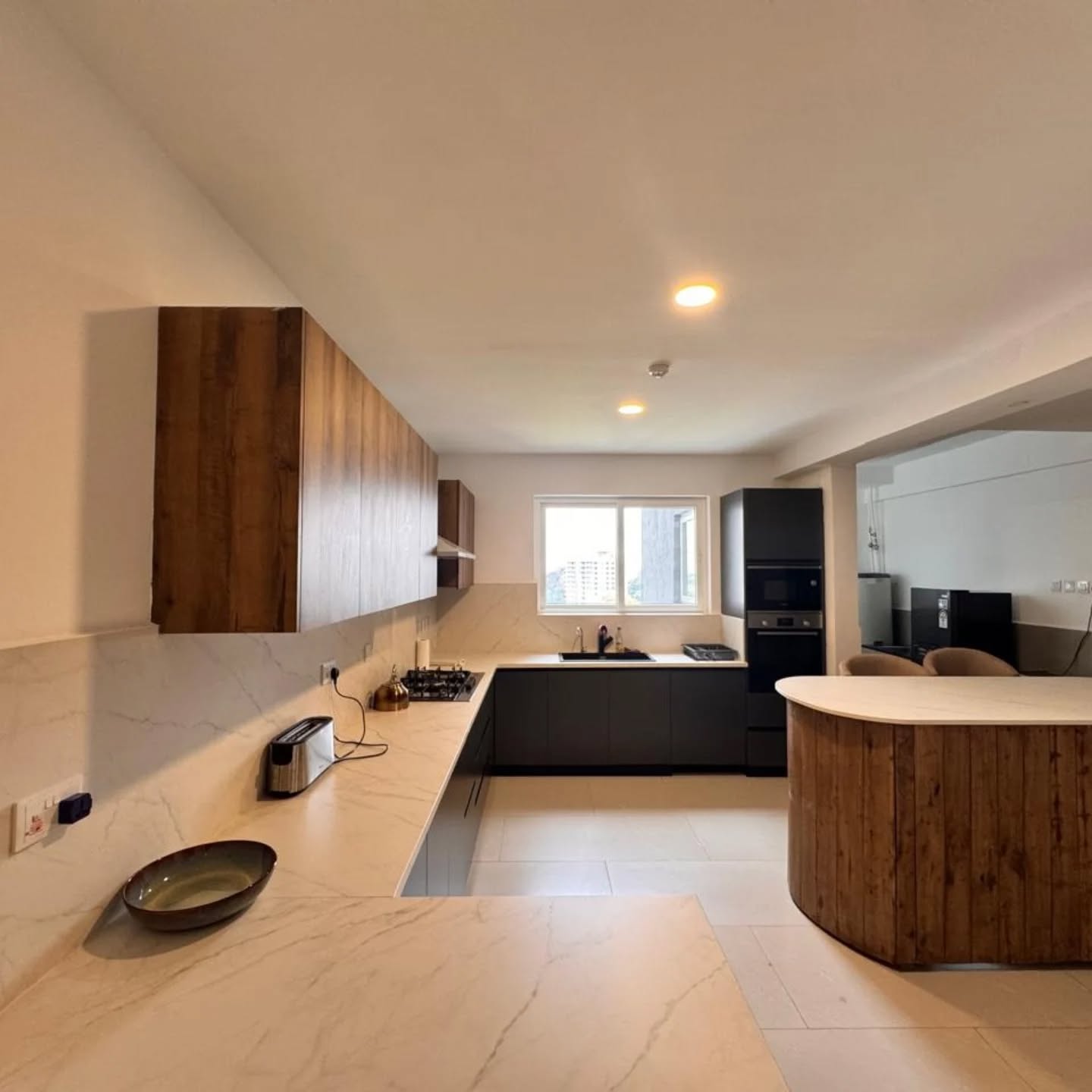 Brand New Fully Furnished 3-Bedroom + SQ Apartment (High Floor) To Let in General Mathenge Image