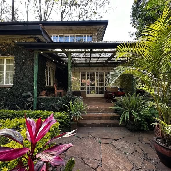 Charming 2-Bedroom Cottage for Rent in Spring Valley