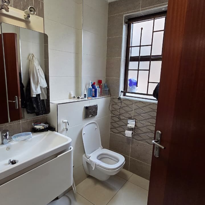 Charming 2-Bedroom Cottage for Rent in Spring Valley Image