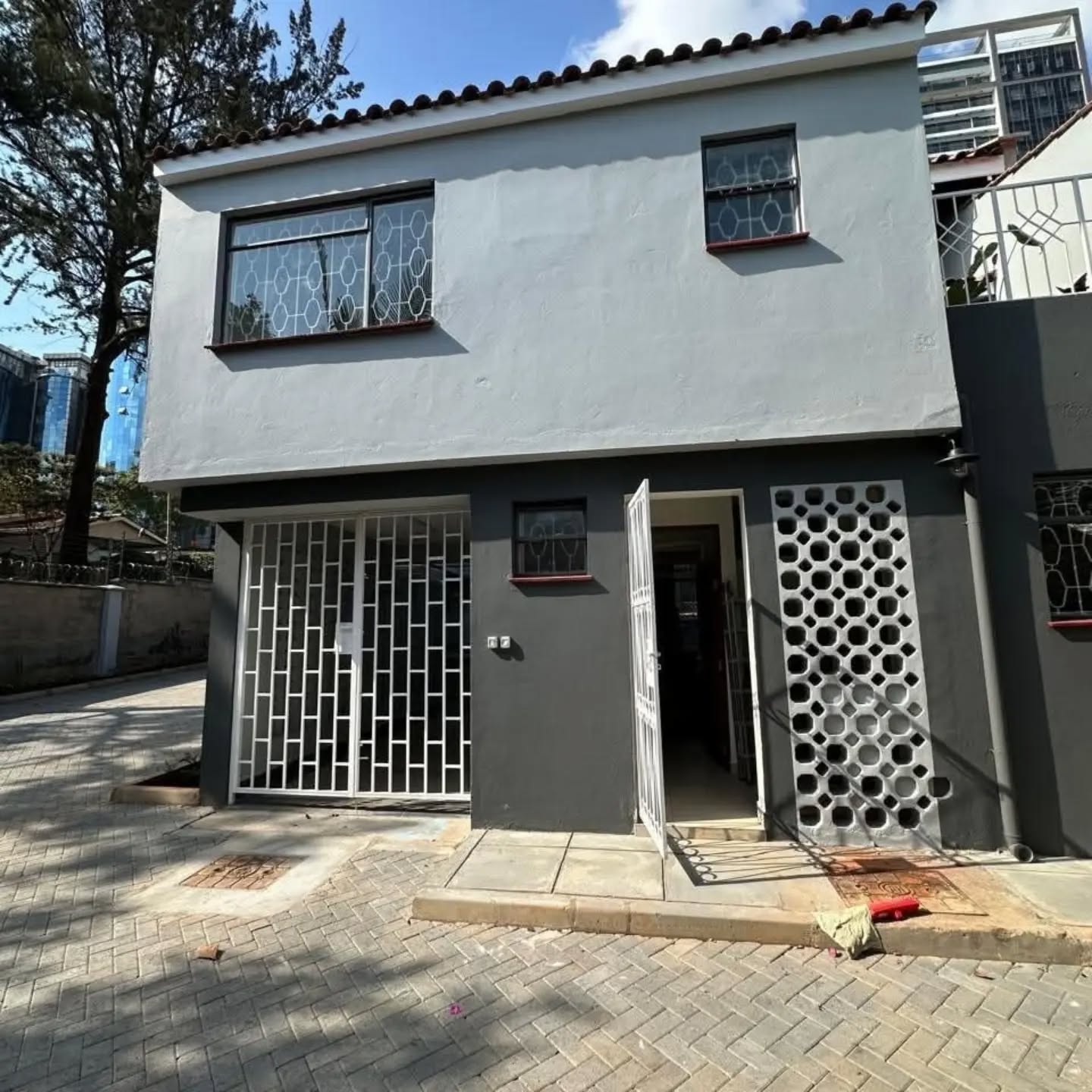 Charming 4-Bedroom + DSQ Townhouse For rent in Westlands