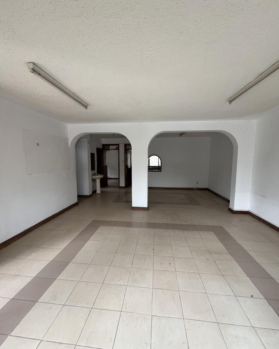 Charming 4-Bedroom + DSQ Townhouse To Let in Lavington Image